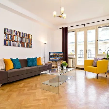 Apartments With 2 Bathrooms Prague Exterior photo
