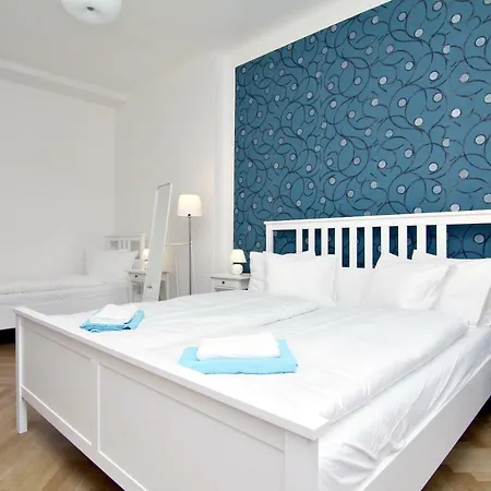 Apartments With 2 Bathrooms Prague Exterior photo